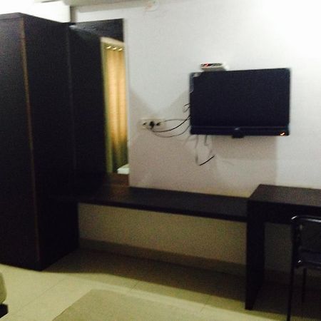 Aston Service Apartment บังกาลอร์ ภายนอก รูปภาพ
